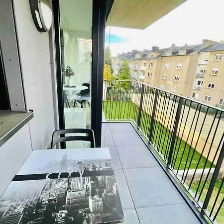 Appartement One Bedroom In Center W Terrace